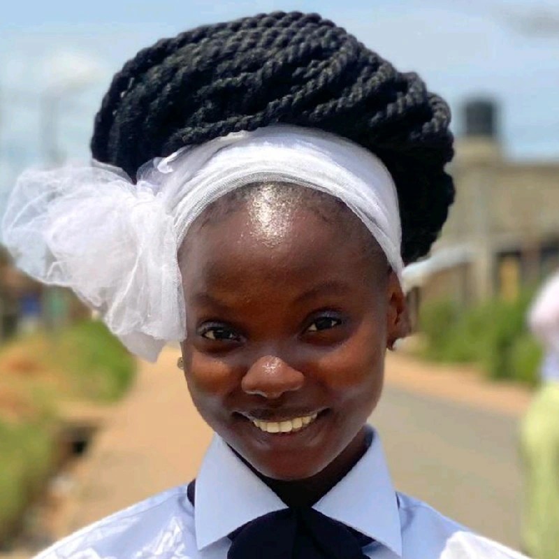 Favour (Oluwafunmilayo) Akinsiku