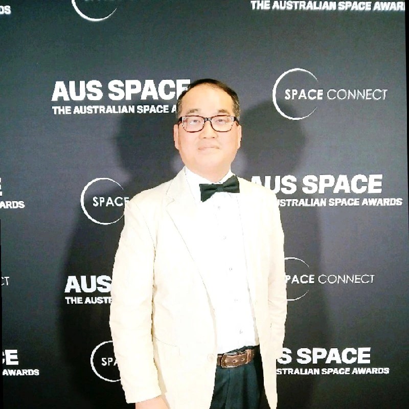 Asso. Prof. David W. Kim, FRAS, FRHistS